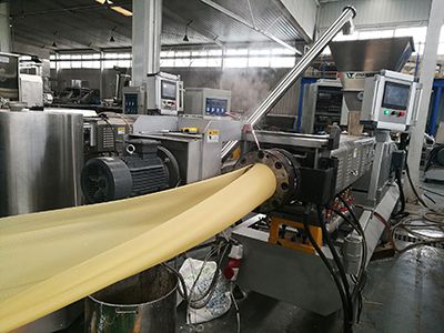 Máquina para fabricar snack de bolita recubierto